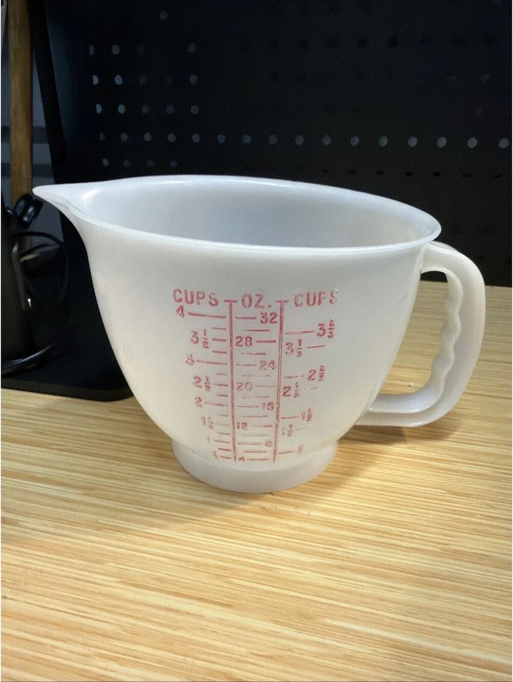 VINTAGE Tupperware Mix N Pour Measuring Bowl 4 Cup Red/Blue Markings No Lid *